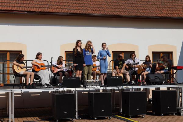 d7e965263f3703333494c46a062d38f3