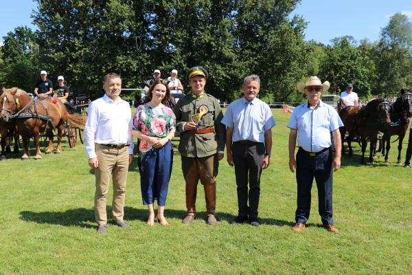 92206adbd96a5119fd35d9d771658691