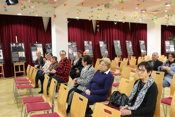 1b8bd264c7529e5c7939d2457800af42