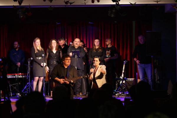 51e6803b2c1d10b41d47e8c56c18db63