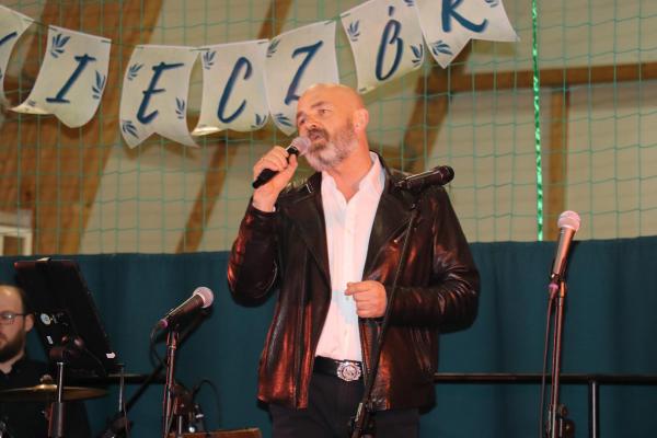 5f988d1119bbbd51cc508e42f7c4c286