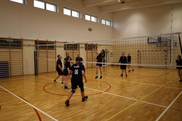 64998288786a89e576d0288768f55387