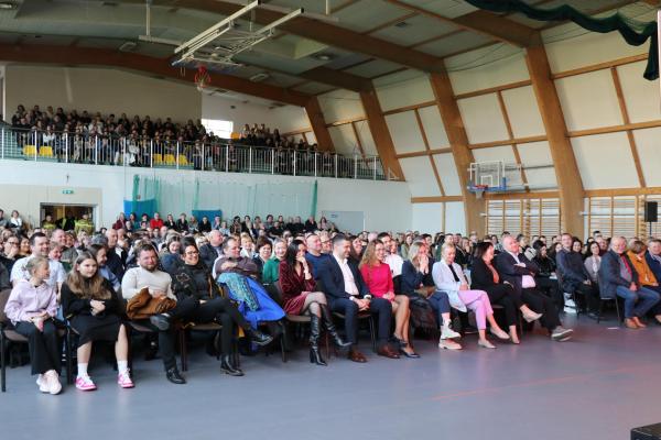 a9cc416a2d660ed4921421d9099affc1