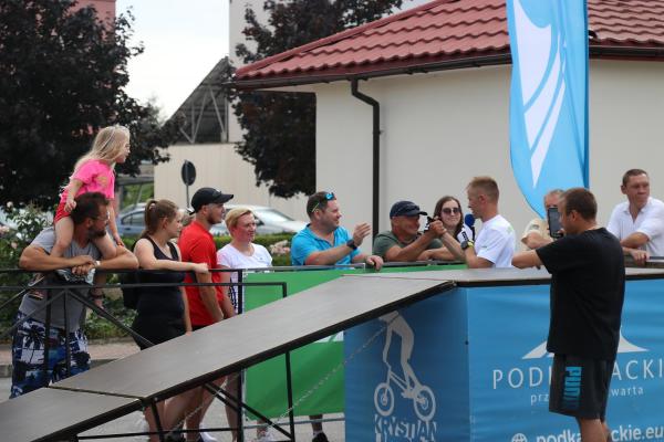 19d5549955ce7651bc8dd3642989441f