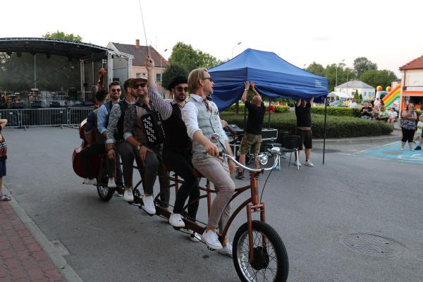 63475eb88b6acd207e84897731944fe8