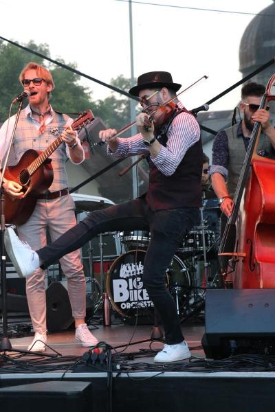 7d045eebf47d1cd622f0a6fbac00f008