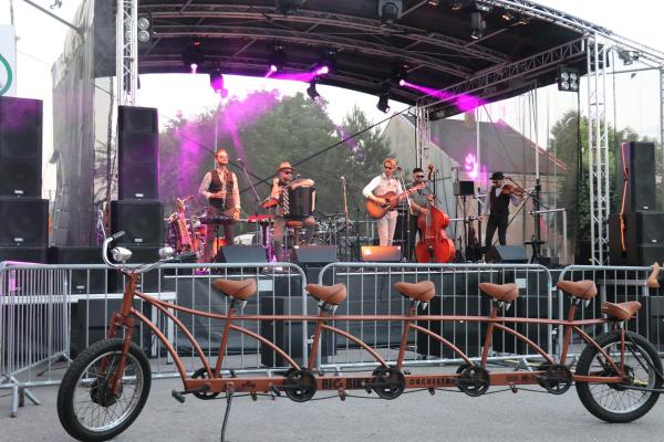 d4d77ead5dc8e3c7a1508efeb69f0531