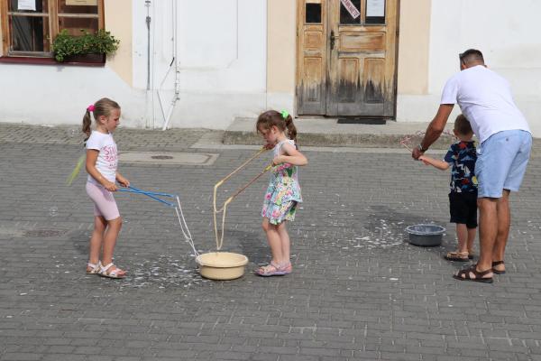 061a976dfe0c577541019e64e634b1ba