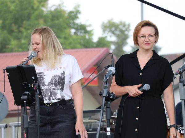 6cc68228663f443bdafe71d4e09a11bd