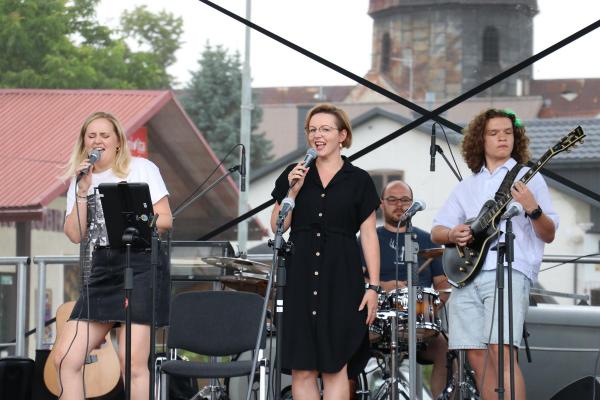 def09eb9f13339f46f6459181f25a3c1