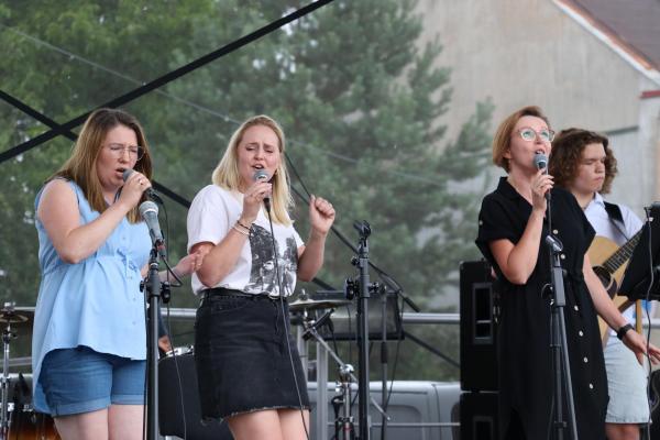 fd0cfe06c6a25acb3efe1d409262a904