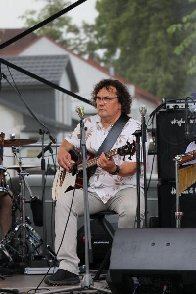 f8986598010884916b19a82e0b92918c