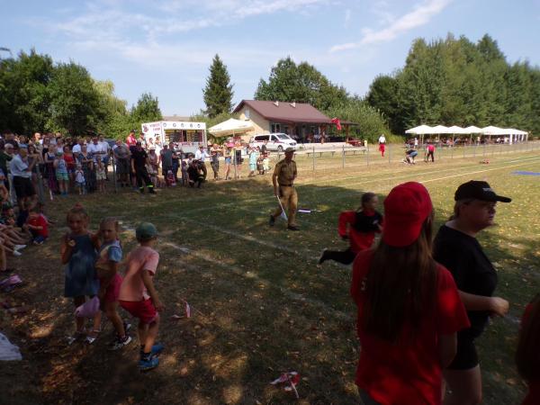 f61724ce59940bdbc58647d22b95f65a