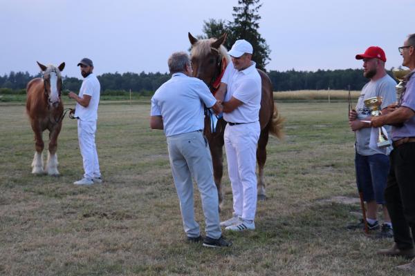 9e05f452f8cf6d989d99306d7db7094d