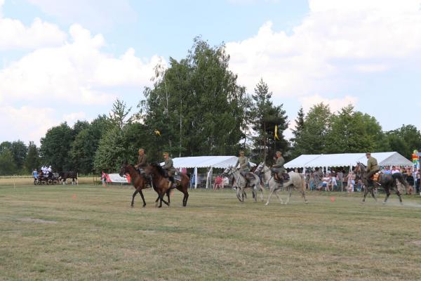 4112ba5bc293bc4107cd0f99a3fe9e8d