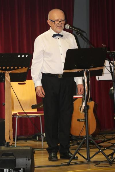 2b98fd8e203e05b2ea81301e5b15faeb