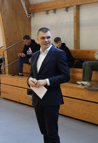 76a83f94c2592e0fc2d6a57dee089fba