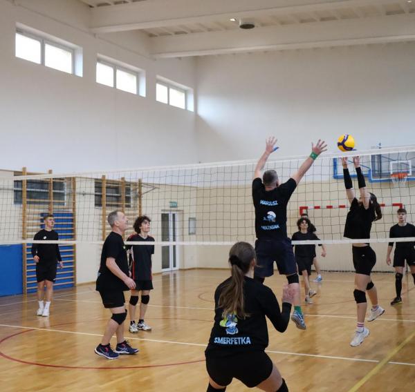 90d3ef33c35a637158c5e6abb7f7ac93