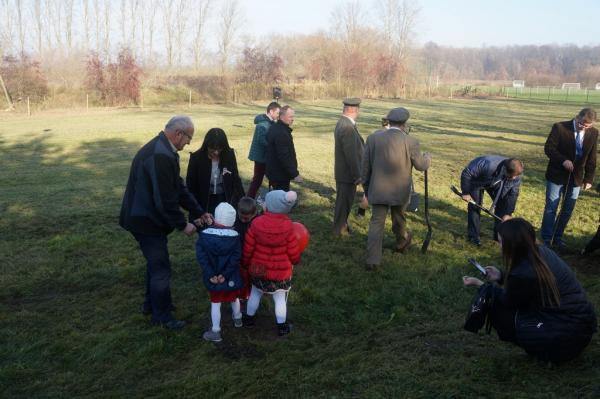 9f0a90e93faa57801817e5133c45d4ae