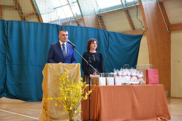 e43eb2e8b5902c2be3aa296400b045f5