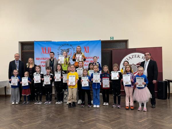 6f923e972a751e6440ec82074befe03b