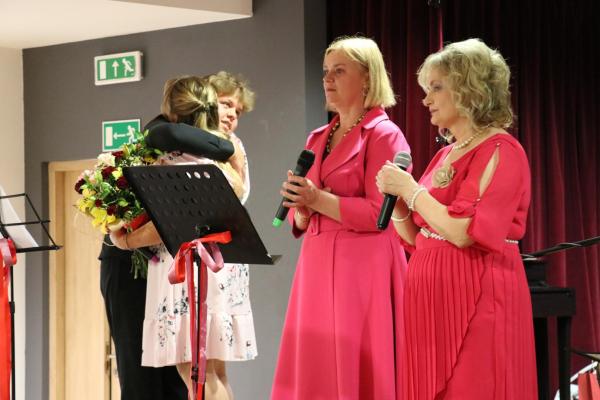 9795ad5a5283139a105cd5baedce6086