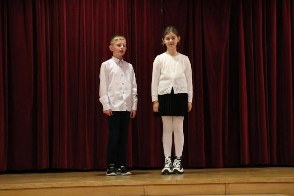 4dd6dc3d4db2acbb1a4e4060d495513e