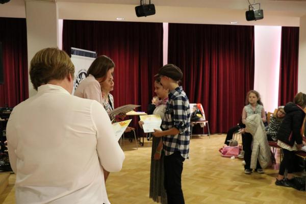 671b7b8035bac3c6acb9e1ad4d9fa7eb