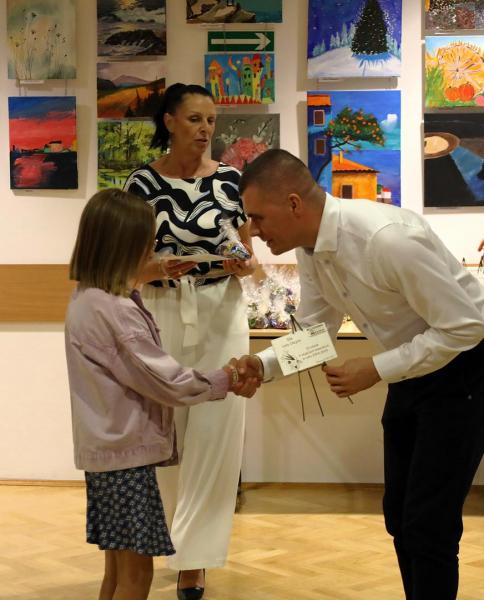 de8e91d0d8722b3a5e5c0b25bbf1bb09