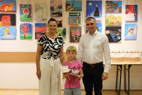 fcd6deaea1787b0a94cec582ba376402