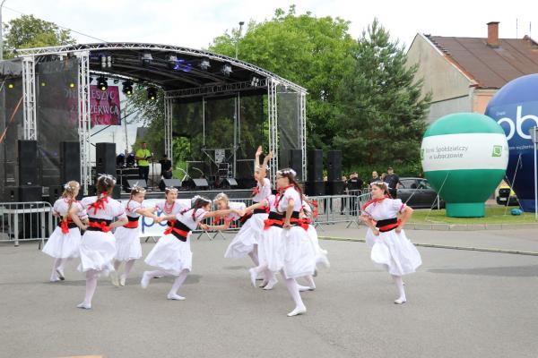 2c6cd8c42d5d60a91e6283a1ff5d63d9