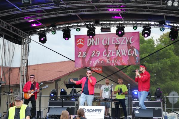 9128066bc64c0879ae17e580bfae6753