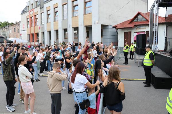 f1fc24b67e3a4414cec77107b44ec64a