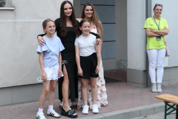 3cb33f5a24a4eea9038d9b80fda9f726