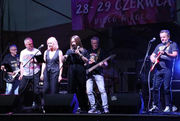 6624465a219de4271e697833dde2dfa2