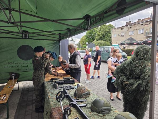 2d93d0b8dbeb9ebbc876d6a6ee6ece06