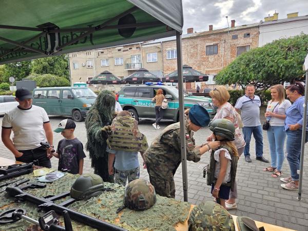 e18c28ef5a4582e00ff7add0ff05d937