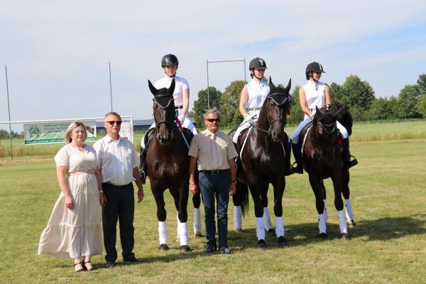 275a4d4e18a49f2aa3f18a32968791c3