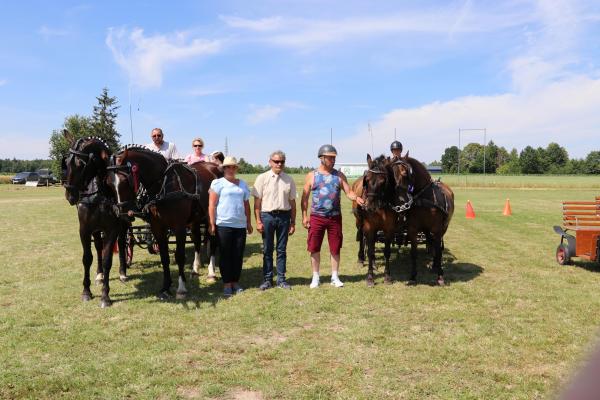 ab4f94ea748146297d61f26a07d1712c