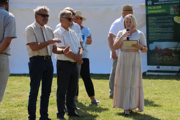 ea092e6e5641f53fcfb80dcd46788d7a