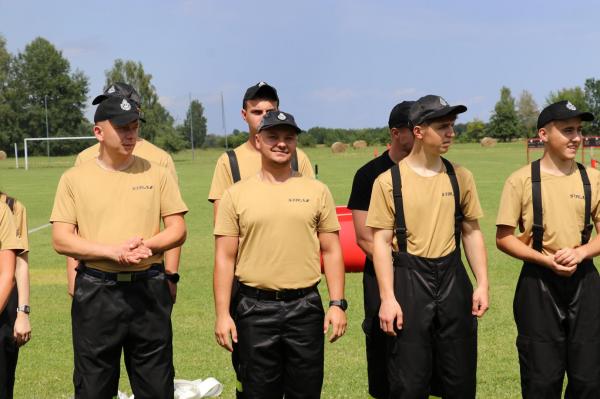 d140459372165bae2408f253cb3efd57