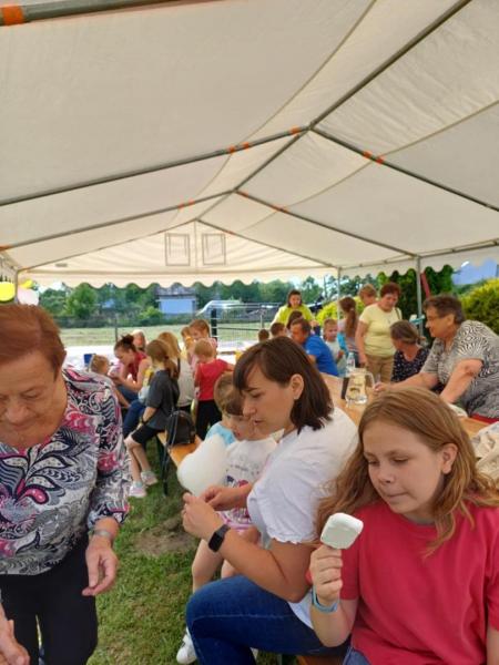 dbd418af1d9e48bdb2bfc91cd976e876