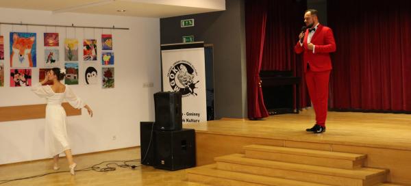 92a555b1422634c96e50f2ea353dbfd6