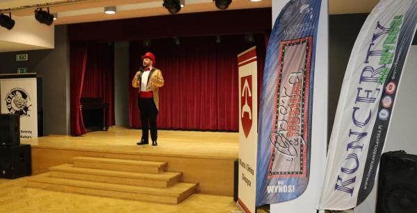 4f11e1feeb0cb855cfd886b9b60c925c