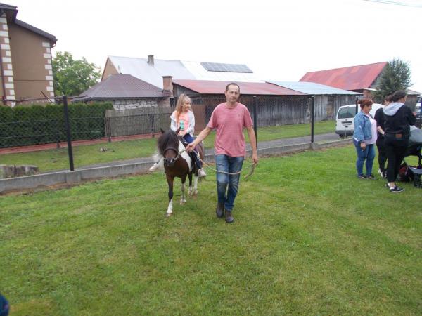 9f4d52c610651a01bb3d52f92a5017cd