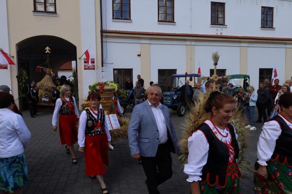 8442d1cea2e62f99b5620f917286debc