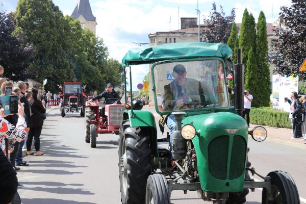 8195d2f24e16c821854f728ce0a9d8b2