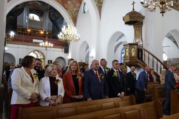 f7fb88629fefce0ebb998c4bda5e5748