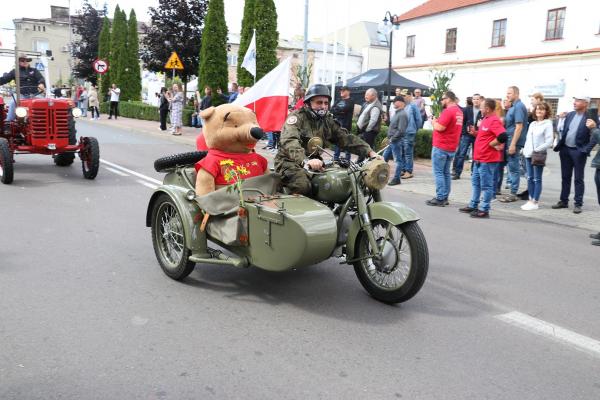 81f434afccbb80dd2d25970fd31c1291