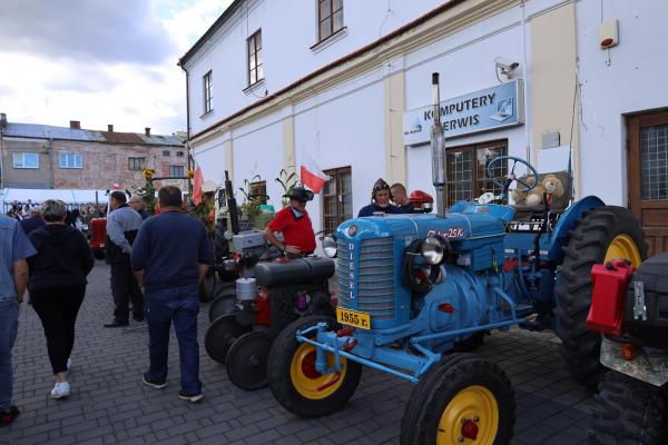 e63dc25b537cbe2a19110b85b582e548